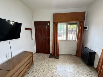 VENTA CASA 3 AMB BERAZATEGUI PARRILLA CCE VARELA