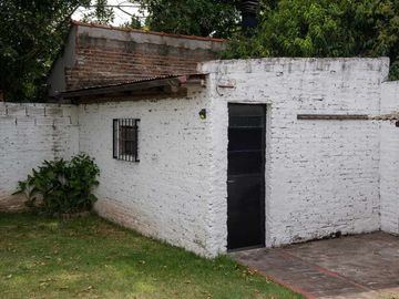 VENTA CASA 3 AMB BERAZATEGUI PARRILLA CCE VARELA