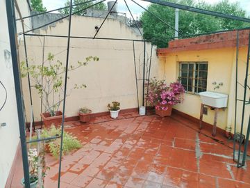 VENTA PH 4 AMBIENTES CON TERRAZA EN MATADEROS