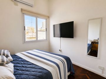 VENTA 2 AMBIENTES CON TERRAZA PROPIA EN MONSERRAT