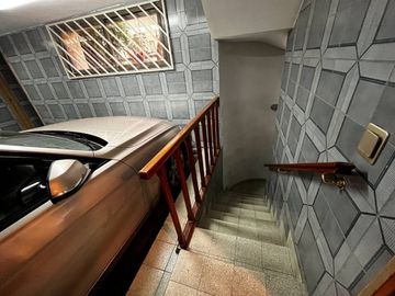 VENTA CASA DE DISEÑO + PARQUE + LOTE EXCEPCIONAL