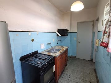 Venta Avellaneda Departamento 3 Amb. C/Dependencia