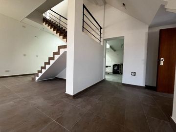 VENTA PH 4 AMBIENTES SIN EXPENSAS A ESTRENAR