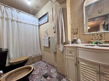 VENTA CASA 4 AMBIENTES   MORÓN APTO CREDITO