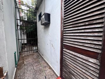 VENTA CASA 4 AMBIENTES   MORÓN APTO CREDITO