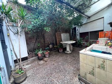 VENTA CASA 4 AMBIENTES   MORÓN APTO CREDITO
