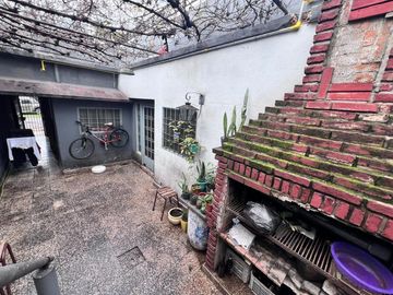 VENTA CASA 4 AMBIENTES   MORÓN APTO CREDITO