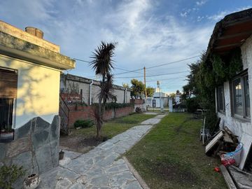 VENTA CASA 3 AMB C/PATIO LA REJA - FINANCIACION
