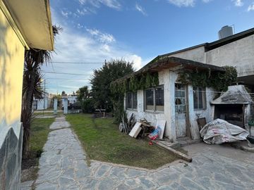 VENTA CASA 3 AMB C/PATIO LA REJA - FINANCIACION