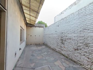 VENTA CASA 5 AMB C/DEPOSITO AP CREDITO EN HAEDO