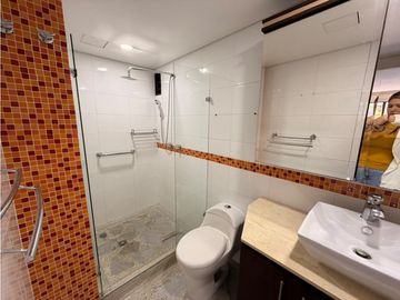 VENTA DE APARTAMENTO EN LAURELES RANGO 9