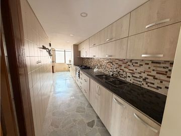 VENTA DE APARTAMENTO EN LAURELES RANGO 9