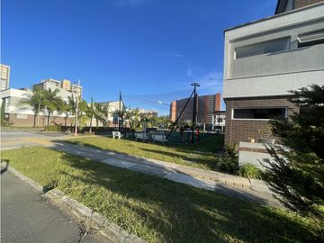Casa  AMOBLADA para la venta en Rionegro sector Barro Blanco