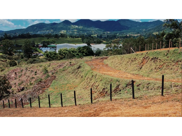 Venta de lote en El Carmen de Viboral cerca de Llanogrande 21000m2
