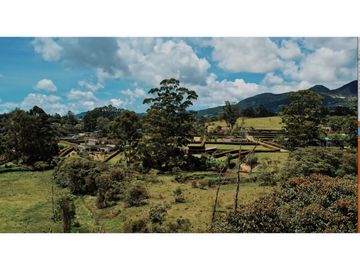 Venta de lote en El Carmen de Viboral cerca de Llanogrande 21000m2