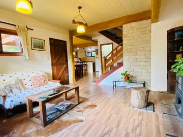 Venta Casa 4 ambientes Bosque Peralta Ramos