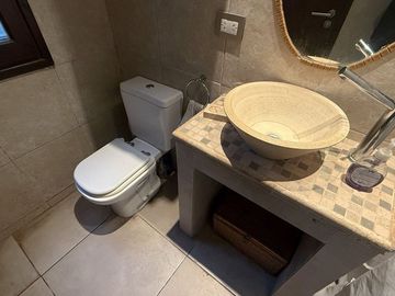 Venta Casa 5 amb en Caisamar c/ piscina y quincho