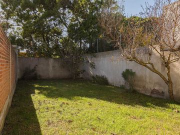 VENTA CASA MAS DPTO EN BLOCK SANTA CLARA DEL MAR