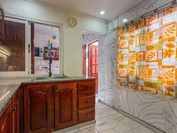venta casa 3 ambientes jardin + dto 2 amb. permuta