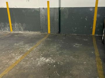 Cochera VENTA Recoleta Excelente Ubicación