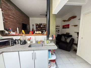 VENTA DPTO 2 AMB 74M2 2 PATIOS VILLA CRESPO