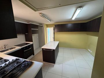 VENTA DEPARTAMENTO 4 AMBIENTES COCHERA BALVANERA