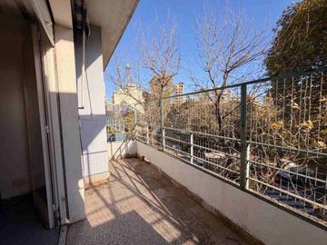 VENTA 3 AMB BALCON AL FRENTE VELEZ SARSFIELD