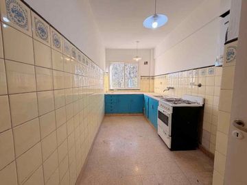 VENTA 3 AMB BALCON AL FRENTE VELEZ SARSFIELD