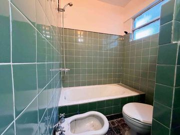 VENTA 3 AMB BALCON AL FRENTE VELEZ SARSFIELD