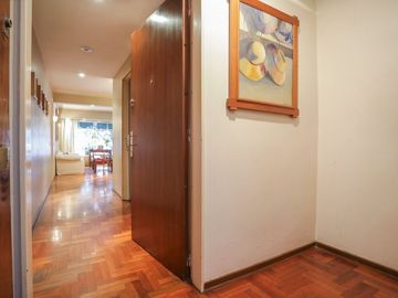 SEMIPISO DE 4 AMB.  C/COCHERA, FRENTE EN BELGRANO