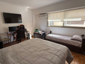 VENTA MONOAMBIENTE  Y BAULERA RETIRO