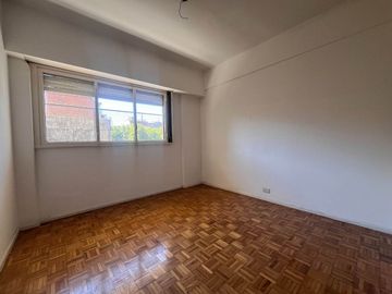 3 Ambientes con dependencia en Belgrano C
