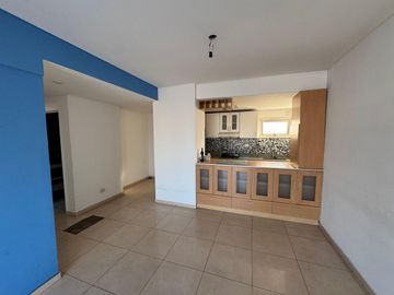 VENTA DEPARTAMENTO 3 AMBIENTES BOYACA 500 FLORES