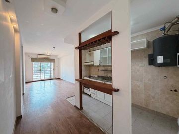 VENTA 3 AMB CON BALCON Y COCHERA BARRIO FLORES