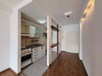VENTA 3 AMB CON BALCON Y COCHERA BARRIO FLORES
