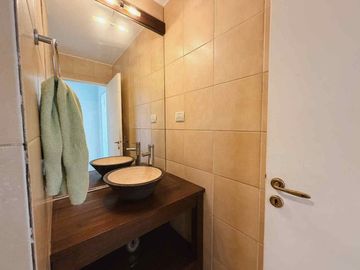 VENTA 3 AMB CON BALCON Y COCHERA BARRIO FLORES