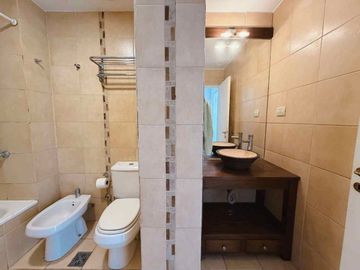 VENTA 3 AMB CON BALCON Y COCHERA BARRIO FLORES