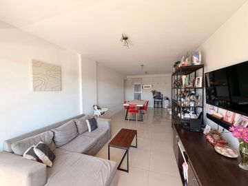VENTA DEPARTAMENTO TRES AMBIENTES SAN CRISTOBAL