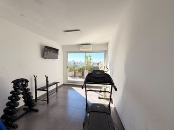 VENTA DEPARTAMENTO TRES AMBIENTES SAN CRISTOBAL