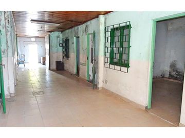 CASA LOTE PROPIO 10 x 20 mts CASTELAR OPORTUNIDAD
