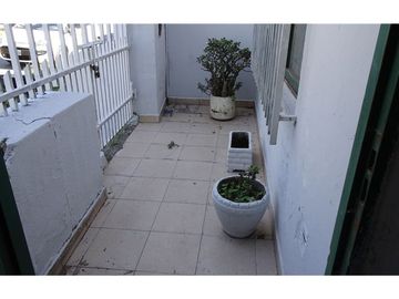 CASA LOTE PROPIO 10 x 20 mts CASTELAR OPORTUNIDAD