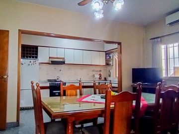 VENTA CASA PH SARANDI AVELLANEDA  ACHA Y MADARIAGA