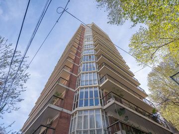 EXCLUSIVO PISO EN ESQUINA EN BELGRANO C