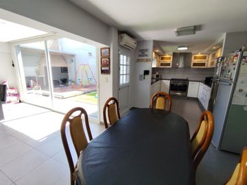 CASA VENTA 5 AMB MORON EL PALOMAR APTO CREDITO