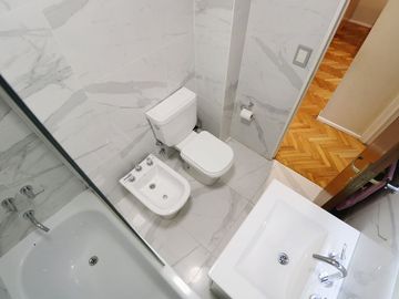 Venta 3 Ambientes con Balcón y Baulera Belgrano