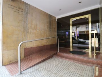 Venta 3 Ambientes con Balcón y Baulera Belgrano