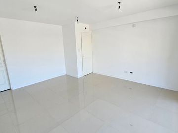 DEPARTAMENTO 2AMB 4AMB BALCON TERRAZA RAMOS MEJIA