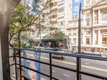 Departamento 4 Ambientes en Venta Av. Santa Fe