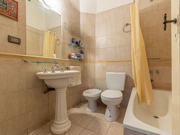 Departamento 4 Ambientes en Venta Av. Santa Fe