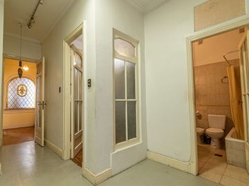 Departamento 4 Ambientes en Venta Av. Santa Fe